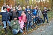 15.11.2019 Kinder aus der Naturparkschule Authausen pflanzen für unseren Planeten 